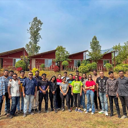 Mysticstays Resort Wai Bagian luar foto