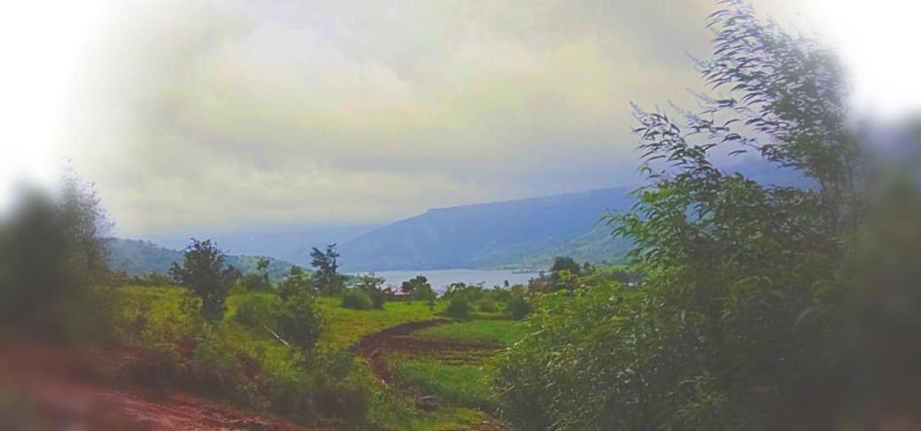 Mysticstays Resort Wai Bagian luar foto