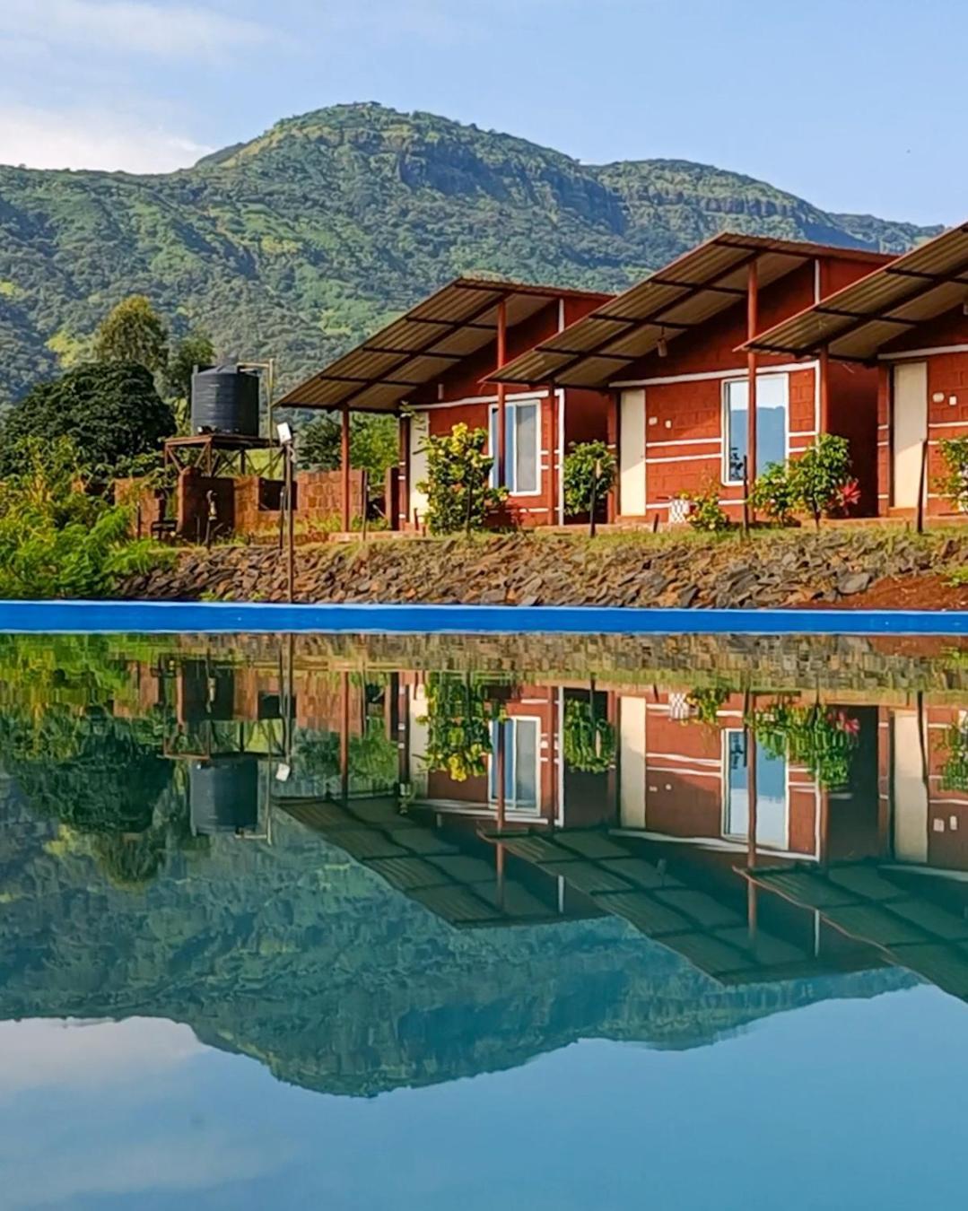Mysticstays Resort Wai Bagian luar foto