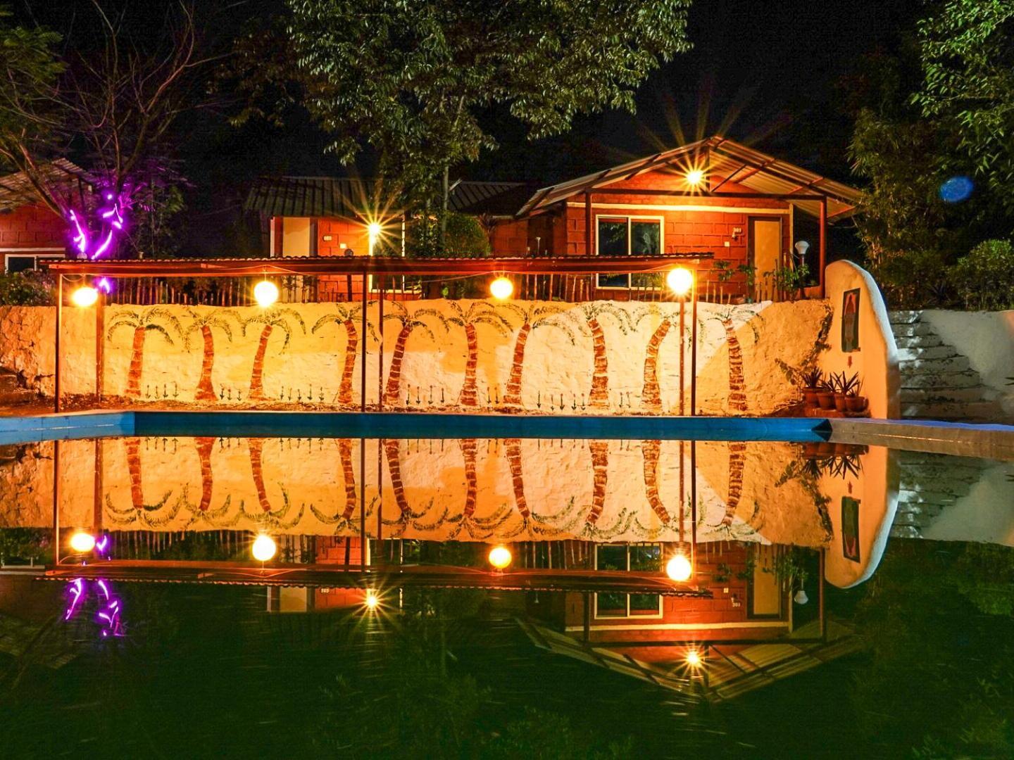 Mysticstays Resort Wai Bagian luar foto